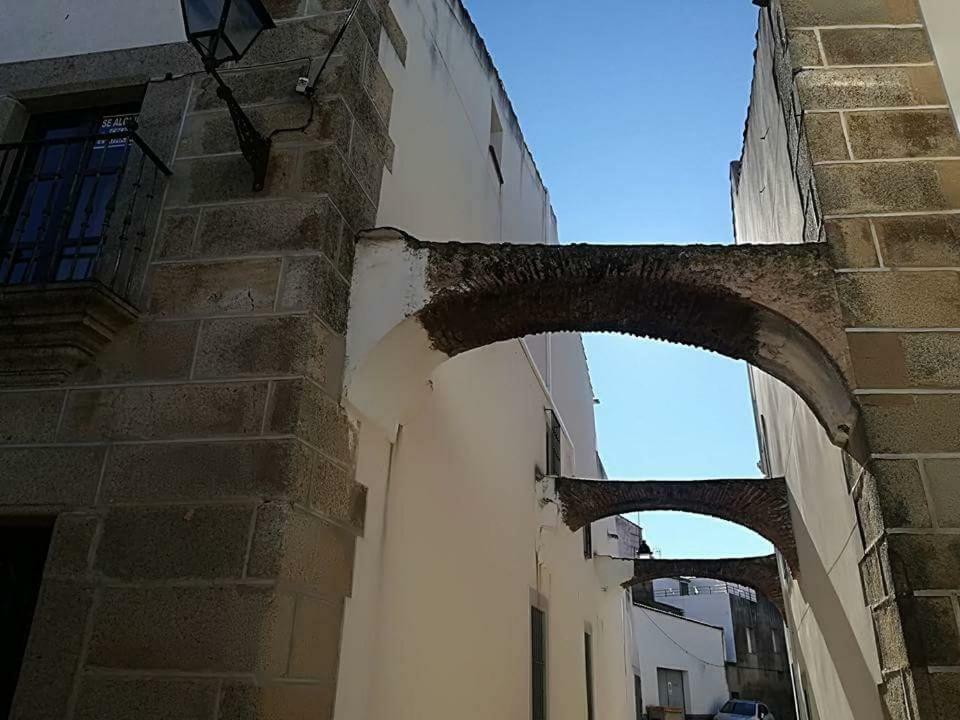 Apartamentos Andrada Casar de Cáceres Buitenkant foto